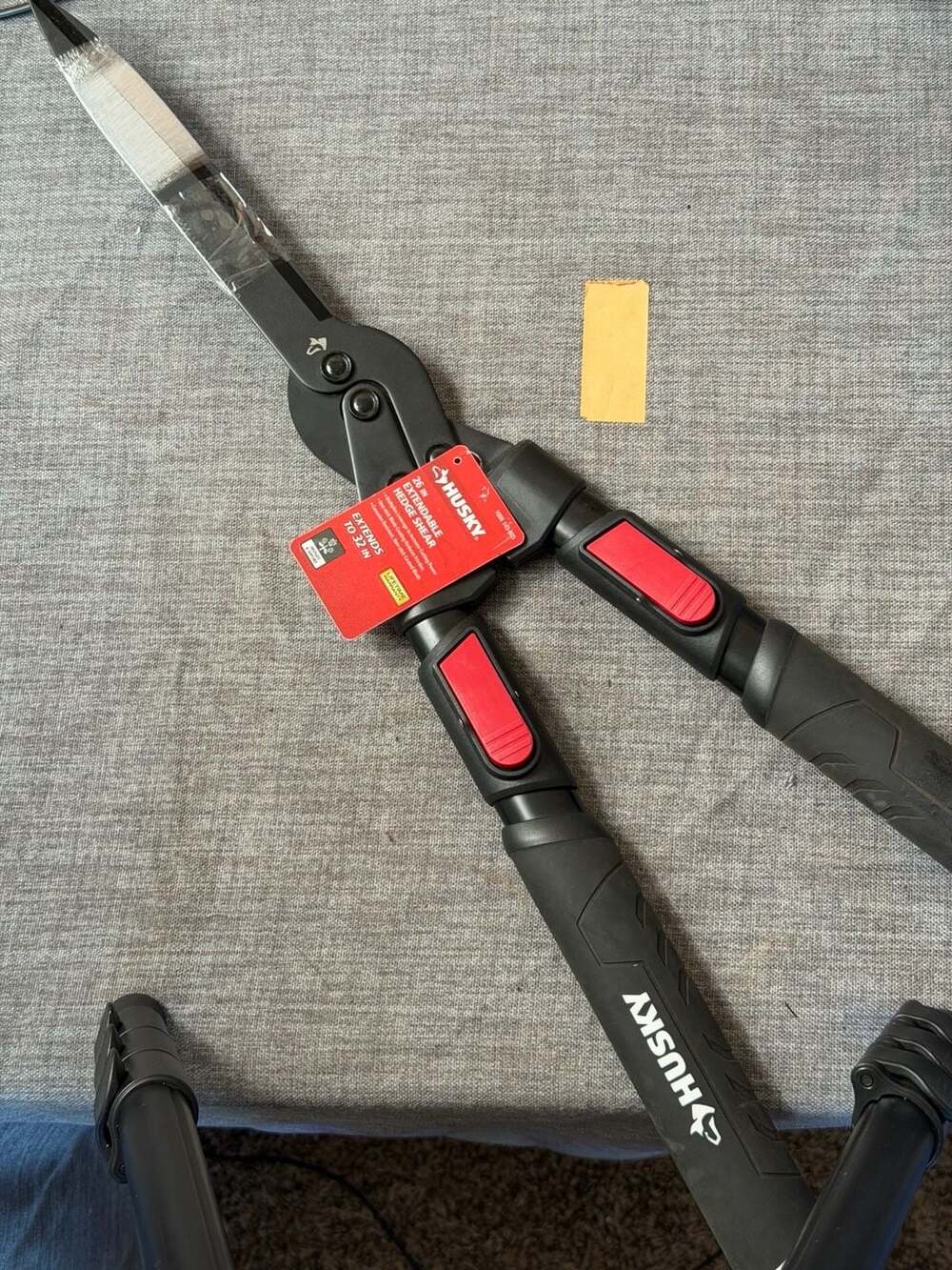 Husky 26 in. to 32 in. Extendable Hedge Shear